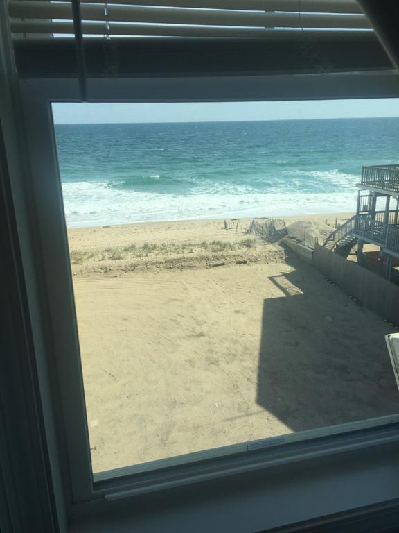 Misquamicut Beach Front Inn Westerly Exteriör bild