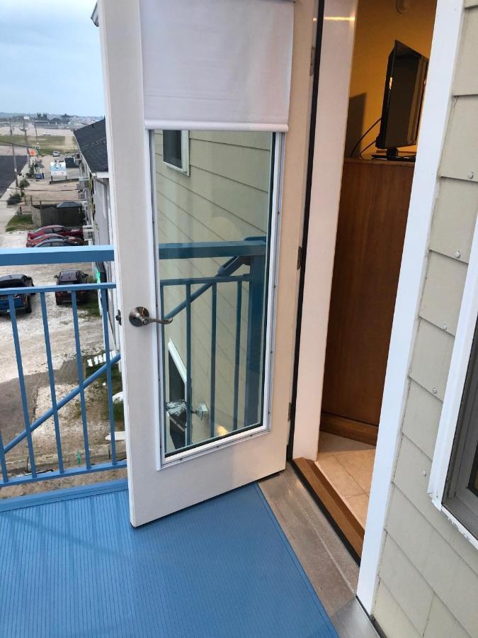 Misquamicut Beach Front Inn Westerly Exteriör bild